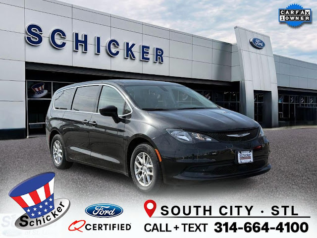 2022 Chrysler Voyager LX