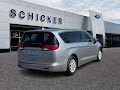 2020 Chrysler Voyager LX