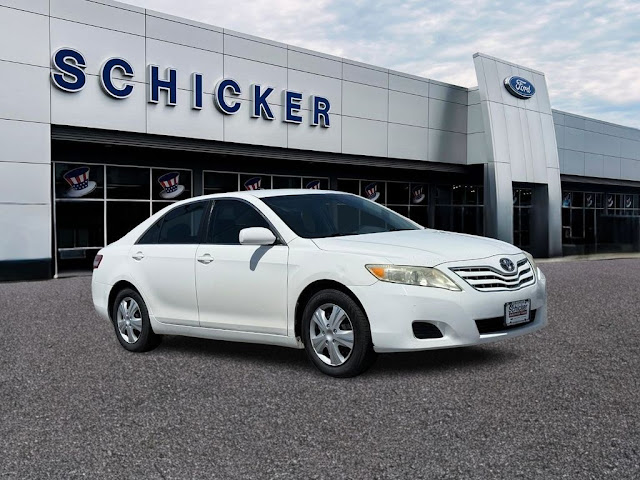 2010 Toyota Camry LE