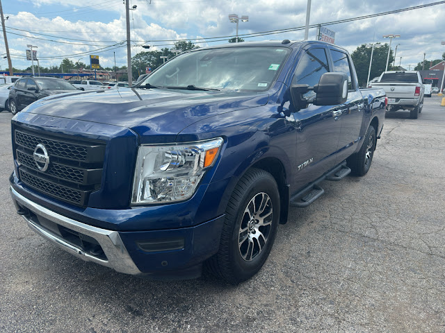2021 Nissan Titan SV