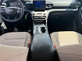 2023 Ford Explorer Base