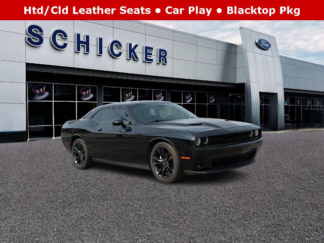 2017 Dodge Challenger SXT Plus