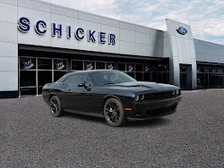 2017 Dodge Challenger SXT Plus